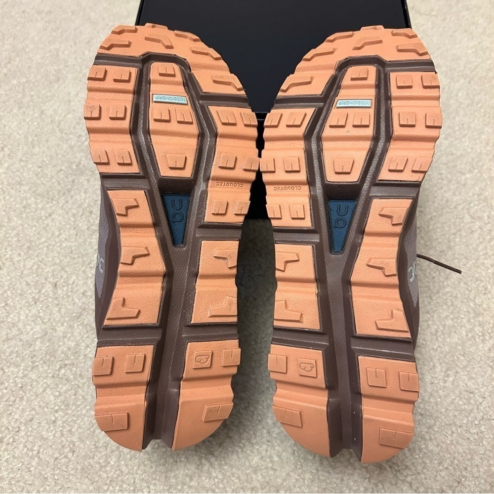 On Cloudvista Waterproof in Zinc/Grape Size 7 - Picture 10 of 13